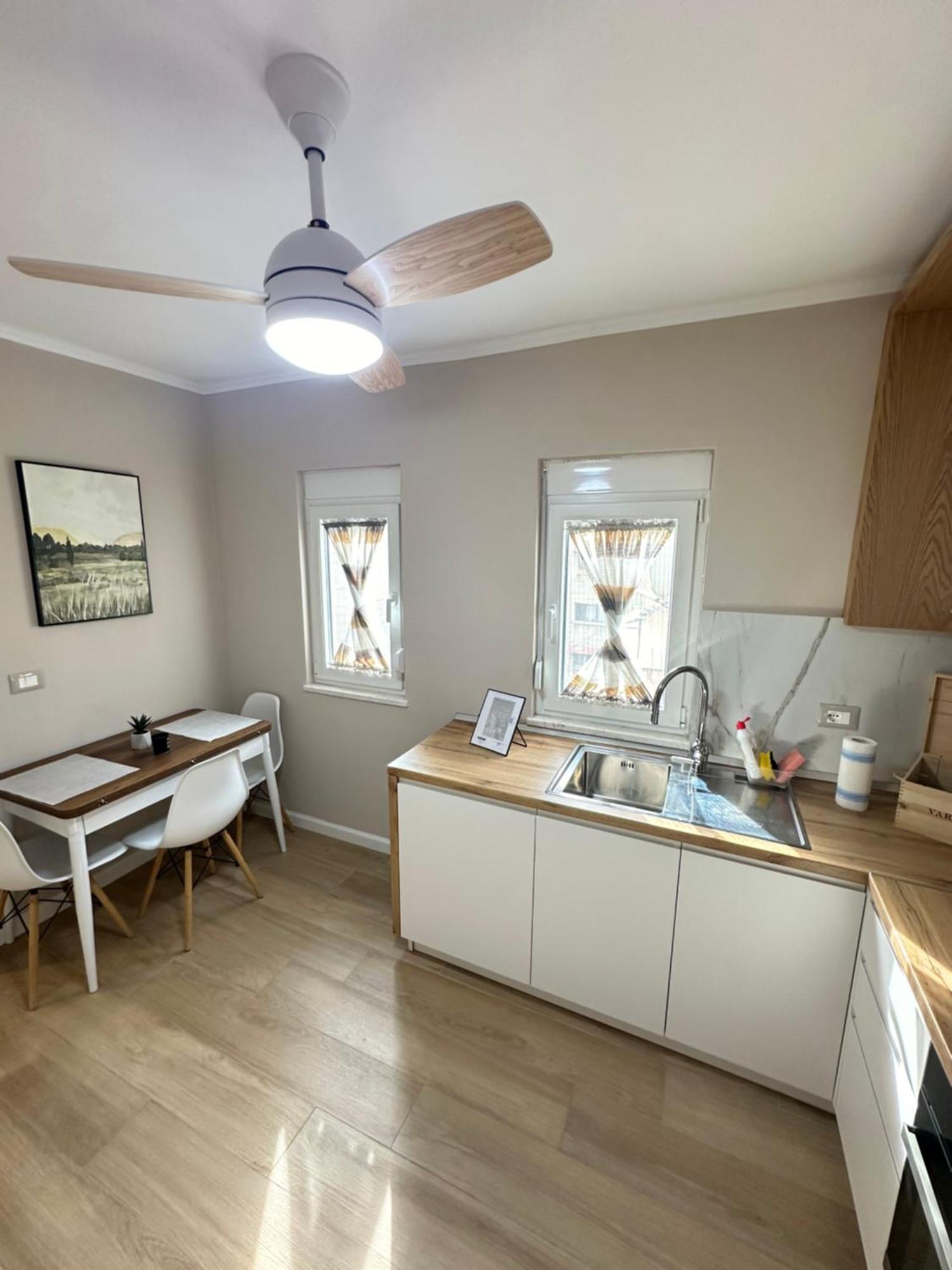 Eja Apartment 3 Tirana Eksteriør billede