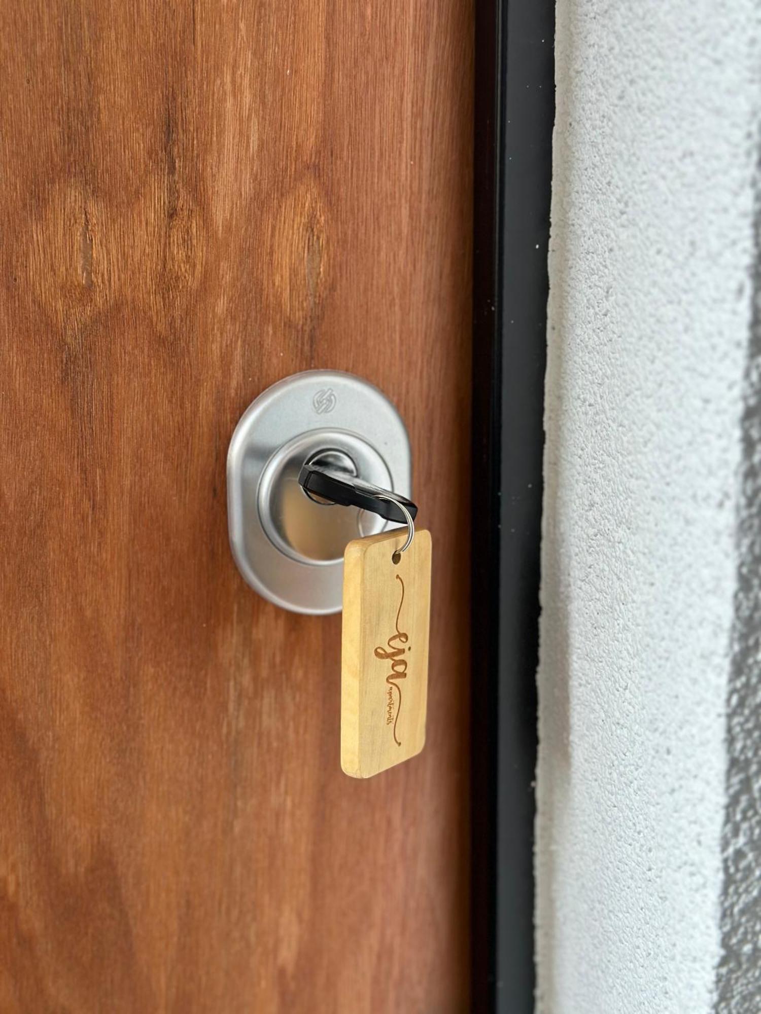 Eja Apartment 3 Tirana Eksteriør billede