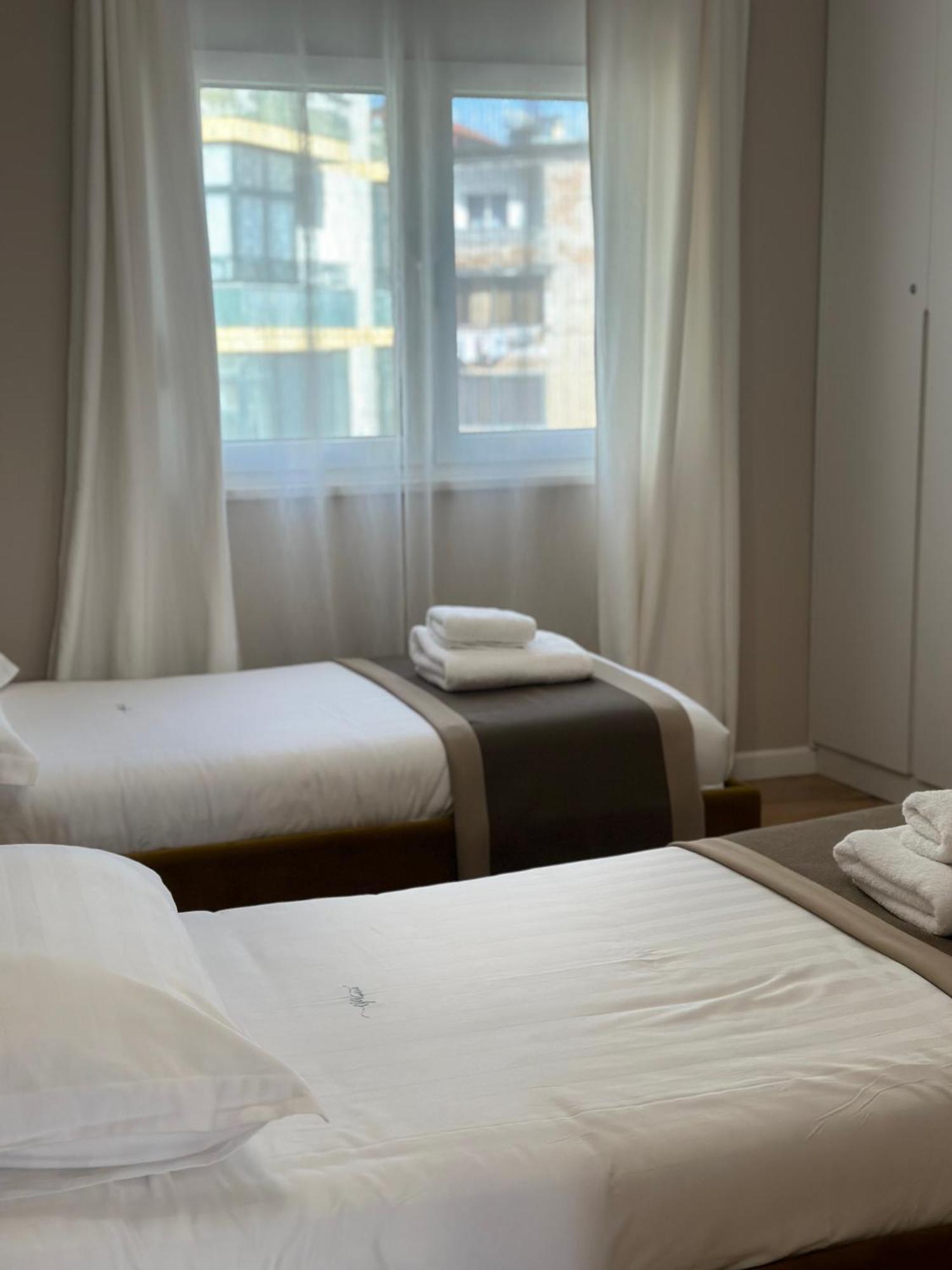 Eja Apartment 3 Tirana Eksteriør billede