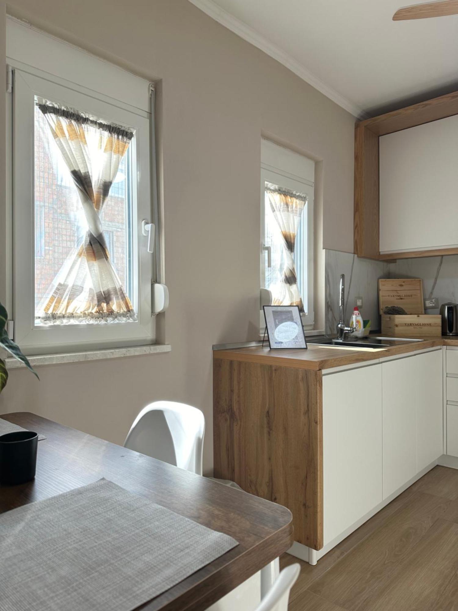 Eja Apartment 3 Tirana Eksteriør billede